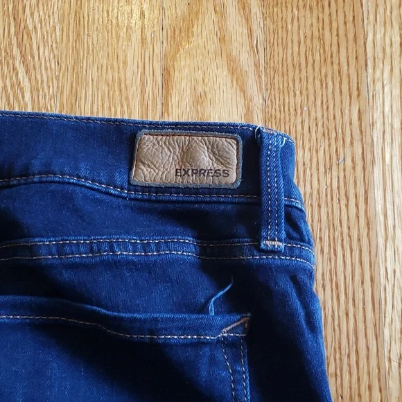 Dark Wash Express Jeans - Picture 5 of 6